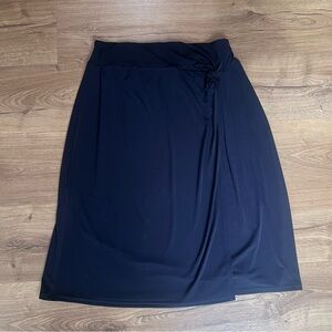 Women’s Talbots Chic Faux Wrap Black Midi Skirt size Medium